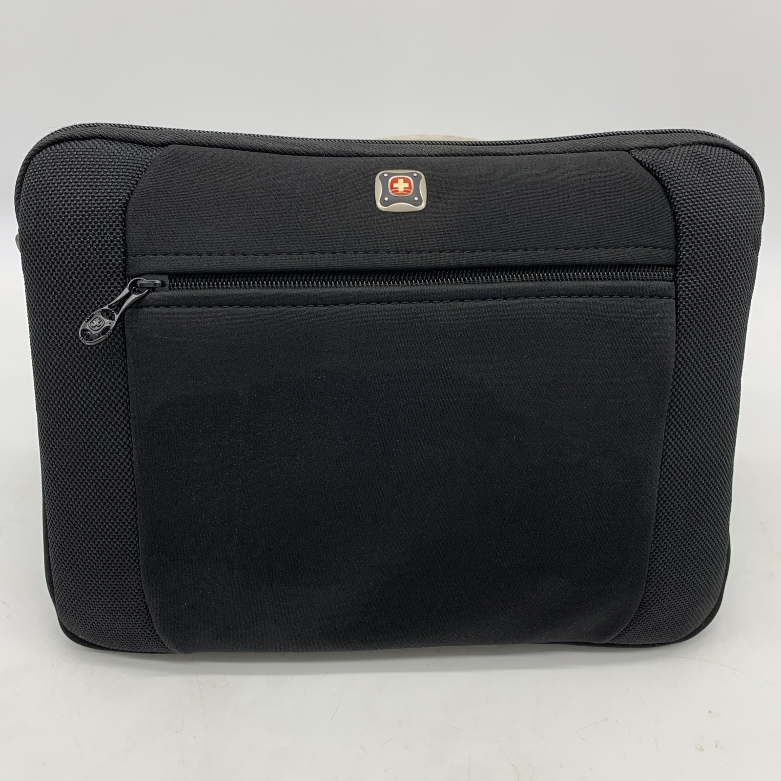 SwissGear Tablet iPad Netbook Padded Carrying Case Wenger Lu