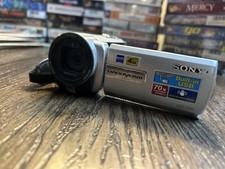 Sony Handycam DCR-SX65 Digital Camcorder Zeiss 70x Zoom w/1 Battery  Charger