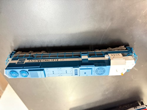 Life-Like HO Scale ELECTRO MOTIVE 9086 SD60 - Picture 2 of 4