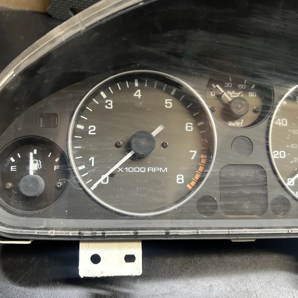 90-97 Mazda MX-5 Miata OEM Cuadro de instrumentos Cuadro Velocímetro 191, millas Foto 3 de 4