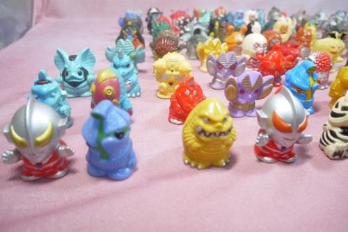 Ultraman Ultra Monster Finger Puppets 140 Pieces From Japan - Picture 5 of 17