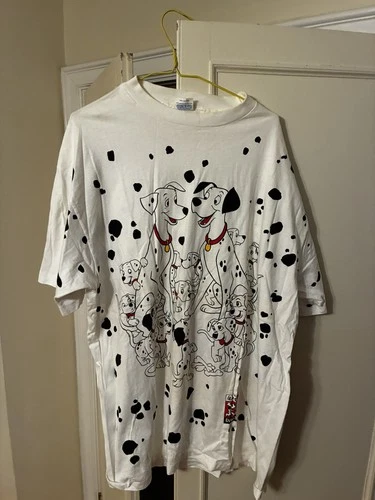 101 Dalmatians All Over Print T Shirt Movie Single 1990s vintage concert t-shirt, vintage, single stitch, B+ condition
