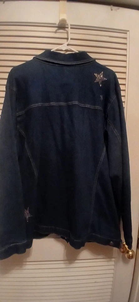 The Quacker Factory Star Rhinestone Pockets Blue Denim Jean Jacket Women's 3X - Image 3 of 4