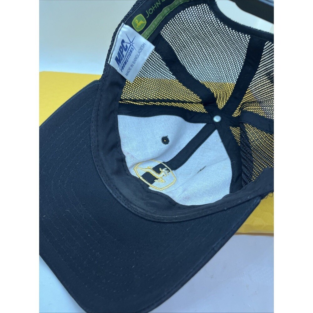 Foto 12 di 16