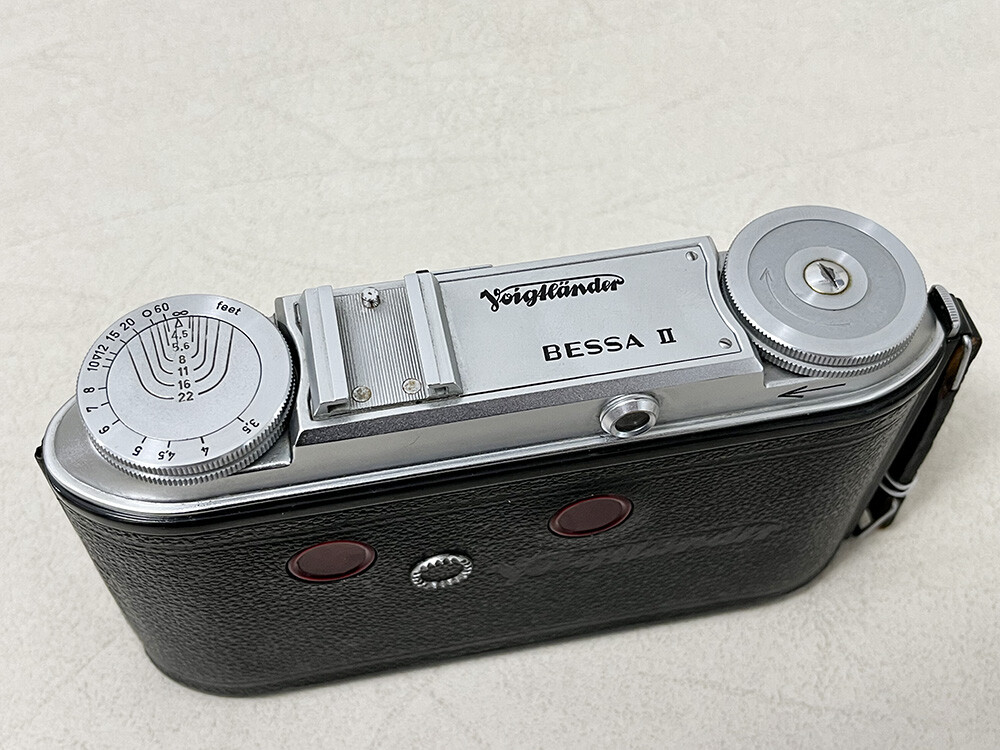 Voigtlander BESSA II Camera with APO LANTHAR 105mm f/4.5