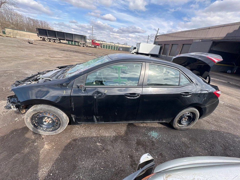 Used A/C Compressor fits: 2015 Toyota Corolla  Grade C Foto 4 de 4