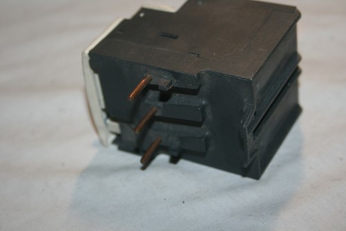 Relé de sobrecarga Square D Telemecanique LRD 12 5,5-8A 600 V 3 pines - Imagen 4 de 4