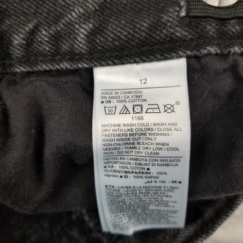 Old Navy Juniors Jean Shorts Distressed Black High Rise Slouchy Straight Size 26 - Picture 8 of 9