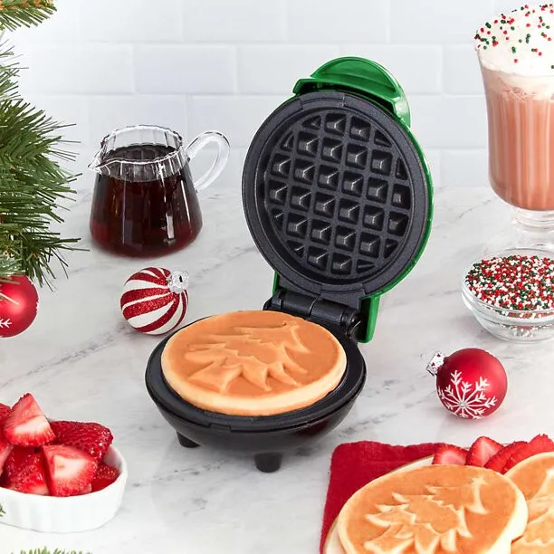 Dash Mini Christmas Tree Waffle Maker 4 Inch- Green