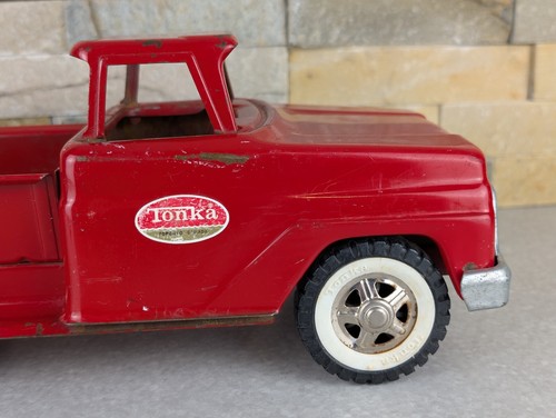 VINTAGE RED TONKA STEPSIDE PICK UP TRUCK PRESSED STEEL - Foto 9 di 15