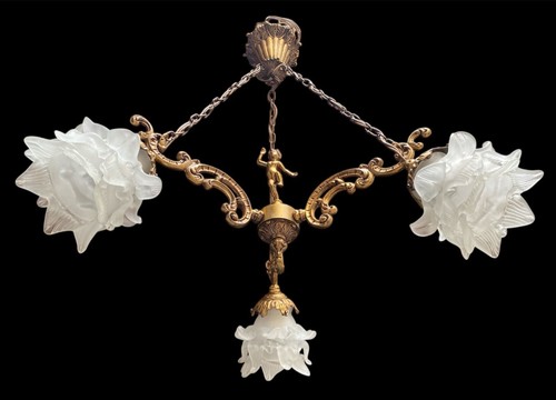 Lampadario a 3 luci in fusione di ottone con angelo e vetro soffiato satinato - Picture 5 of 7