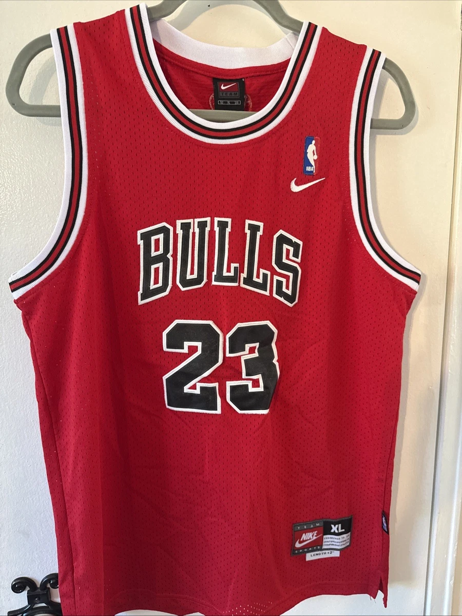 Preços baixos em Nike Michael Jordan Chicago Bulls Roupas e