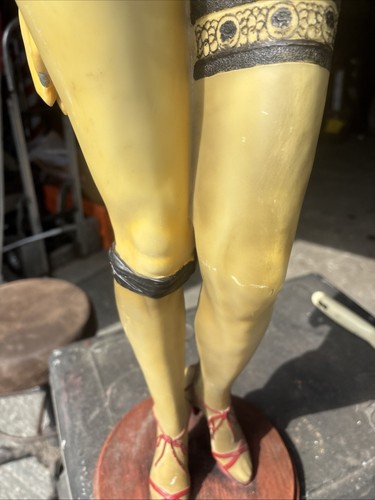 Rare Oliver Tupton Sexy Resin Legs Table Base Stockings High Heels - Foto 5 di 19