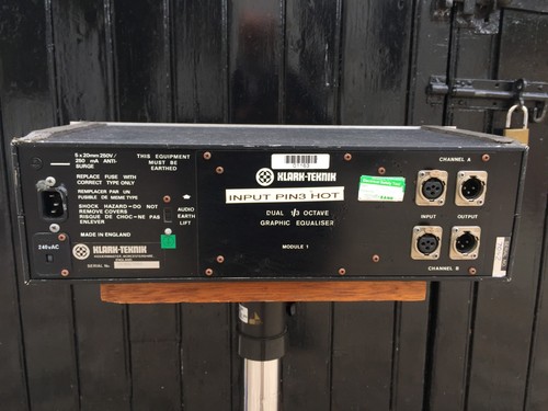 KLARK-TEKNIK DN360 DUAL CHANNEL 30 BAND GRAPHIC EQ - TESTED IN GOOD CONDITION - Picture 13 of 24