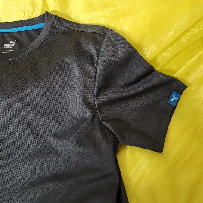 Puma Performance T-Shirt Men's Size 100, Moisture-Wicking thumbnail 8