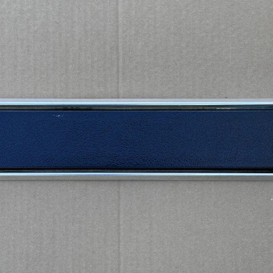 Camión Dodge Ram D150 D250 1981-93 plataforma de pasajeros carrocería delantera moldura lateral Foto 4 de 4