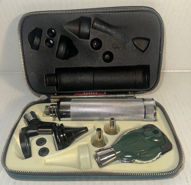 Vintage Welch Allyn Otoscope Ophthalmoscope Set AS FOUND UNTESTED-W5