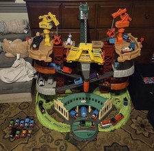 Thomas Friends Trains Cranes Super Tower Track Set with multiple trains