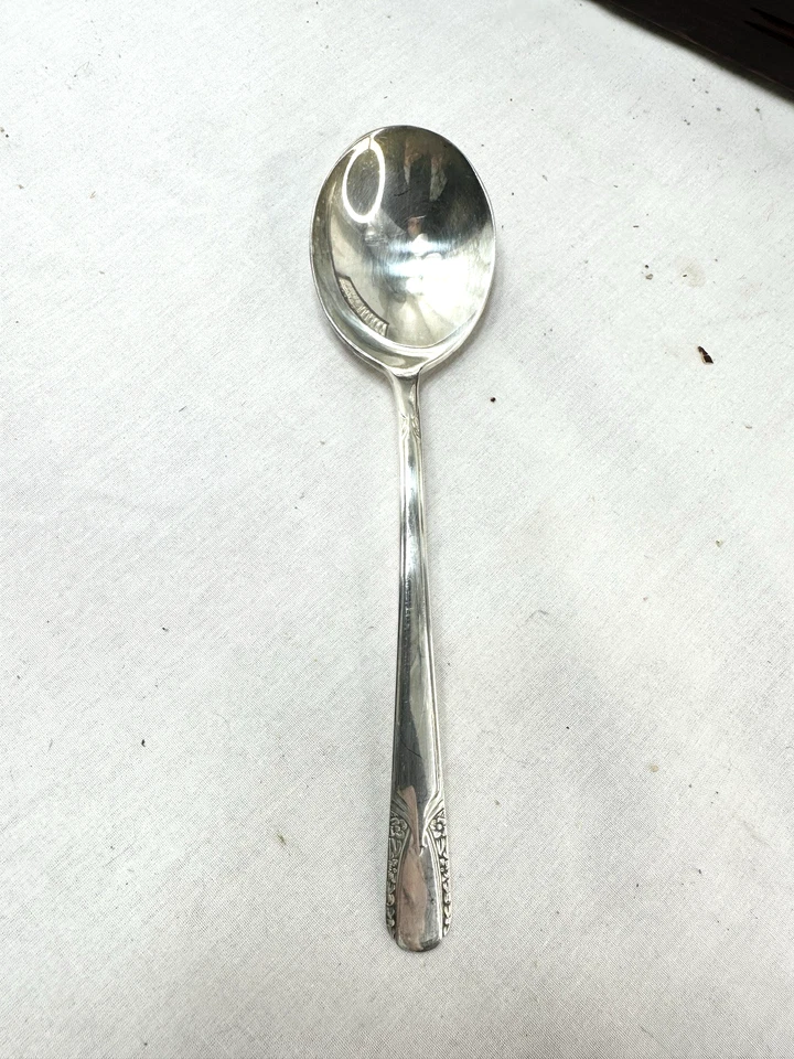 Juego de cubiertos WM Rogers & Son 27 piezas caja de cofre talismán plateado 1938 servicio 6 Foto 2 de 4