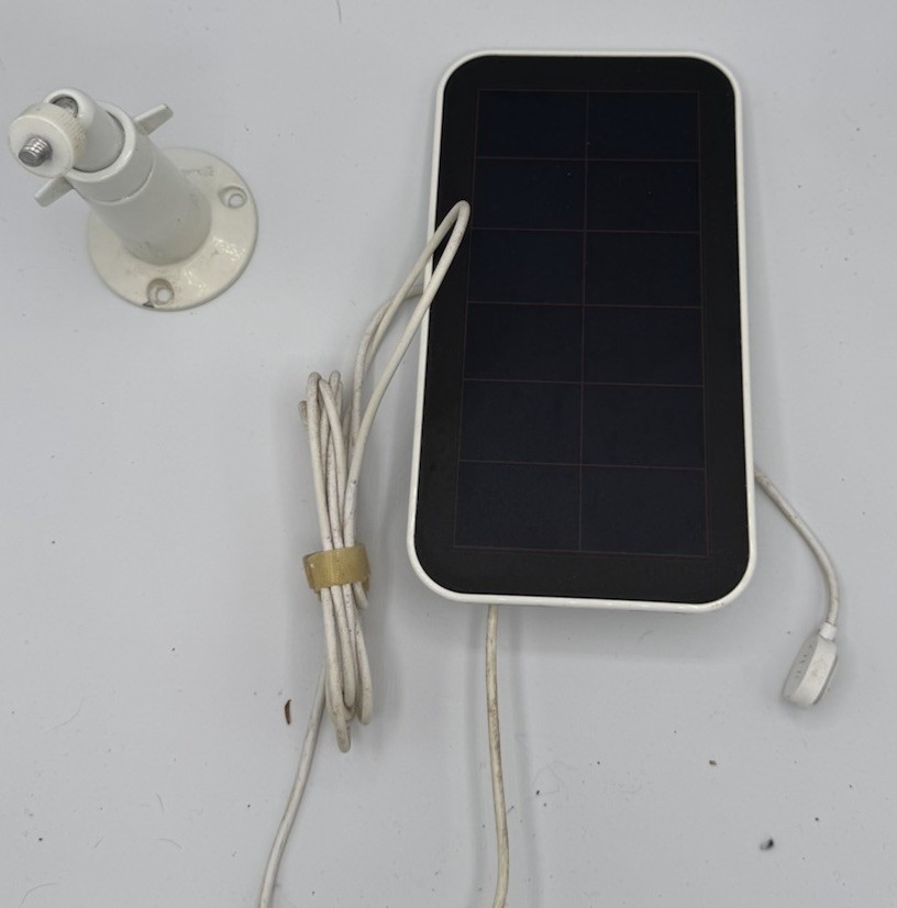 NETGEAR Arlo Solar Panel VMA5600 Solar Panel Charger with Mo