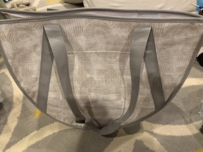 round utility tote
