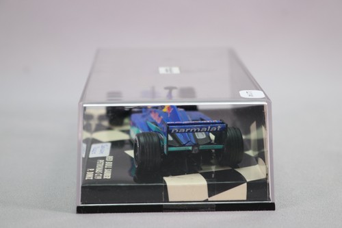 LL1141 MINICHAMPS 430000016 1:43 16 Red Bull Sauber Petronas C19 Diniz 2000 - Imagen 3 de 6