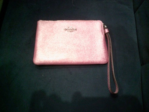 NWOT Coach wristlet minipurse unzips with wristlet attached rose color