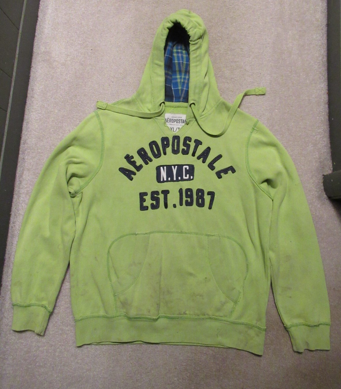 Picture 1 of 6