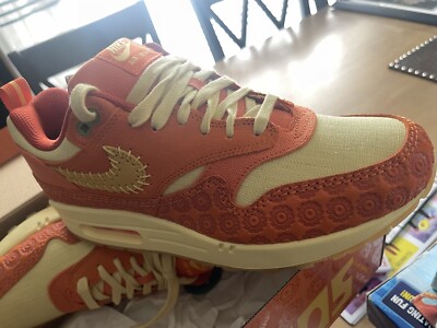 Size 11 - Nike Dunk Low Día De Muertos W