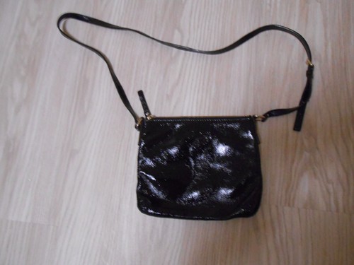 BOLSO BANDOLERA KATE SPADE NUEVA YORK ~ Cuero Negro ~ LOGOTIPO ~ CREMALLERA ~ BOLSO BANDOLERA ~ COMO NUEVO - Imagen 14 de 17