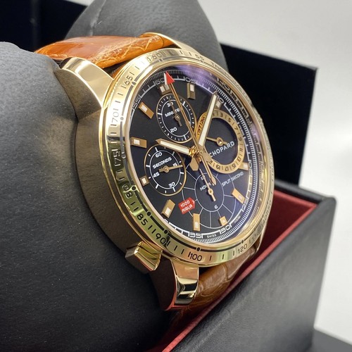 Montre chronographe Chopard Mille Miglia 44 mm or jaune fendue seconde 16/1261 - Photo 5 sur 11