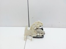 VOLKSWAGEN TIGUAN 5N DOOR LOCK MECHANISM FRONT RIGHT DRIVER SIDE 2015