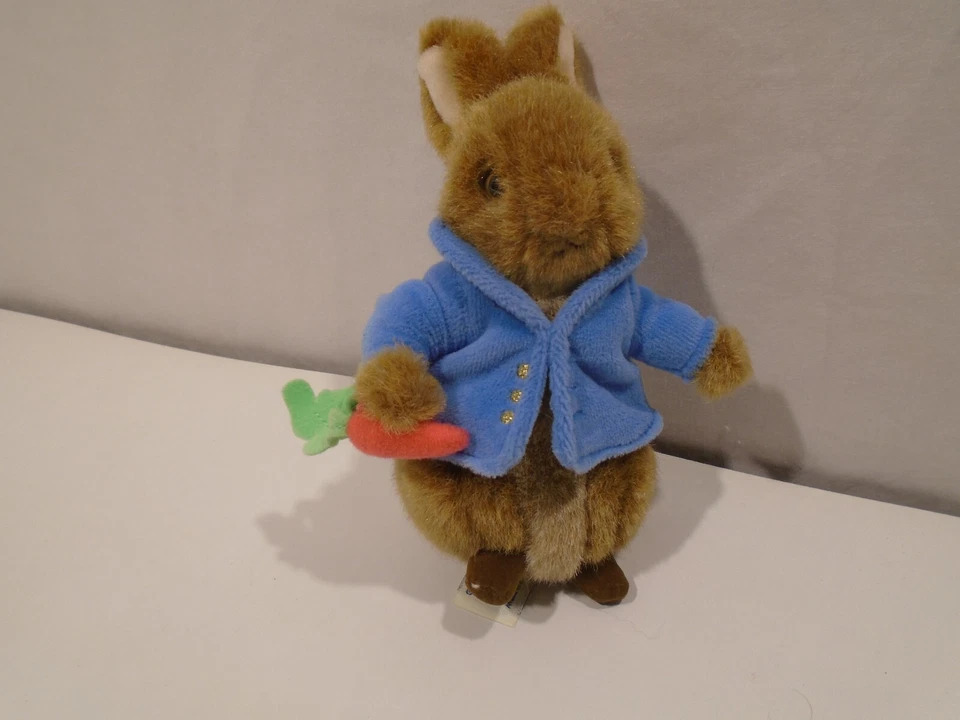 Peter Rabbit Frederick Warne + co. 6" Plush Bunny with Carrot.Augusta du baye - Image 2 of 4