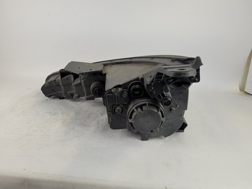2019-2020 Hyundai Elantra Halogen w/o LED DRL RH Passenger OEM Headlight 188429 - Picture 4 of 6