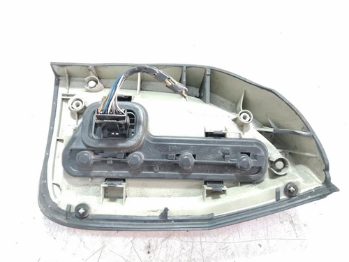 Piloto Trasero Izquierdo para OPEL ZAFIRA A Elegance 1346661 - Imagen 3 de 10