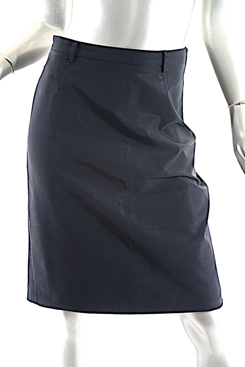 PRADA Black Polyester Blend Twill Skirt with Gentle Stretch