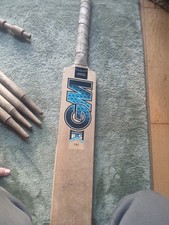 Gunn & Moore GM English Willow Cricket Bat Set Size 3
