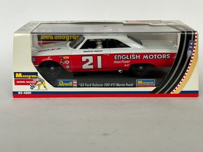 Monogram '63 Ford Galaxie 500 #21 (Red/White) 1/32 scale slot car NIB