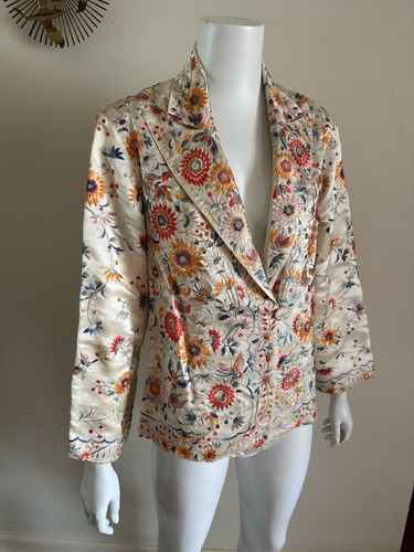 1920s 30s Silk Embroidered Export Piano Shawl Jacket Moth Floral Peking Knot VTG