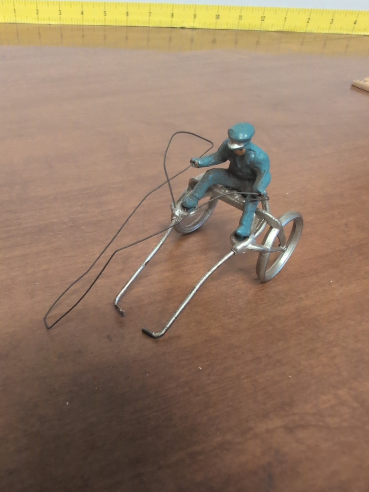 Picture 1 of 6