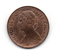 1880 Farthing, Victoria, four berries, closed 8 in date