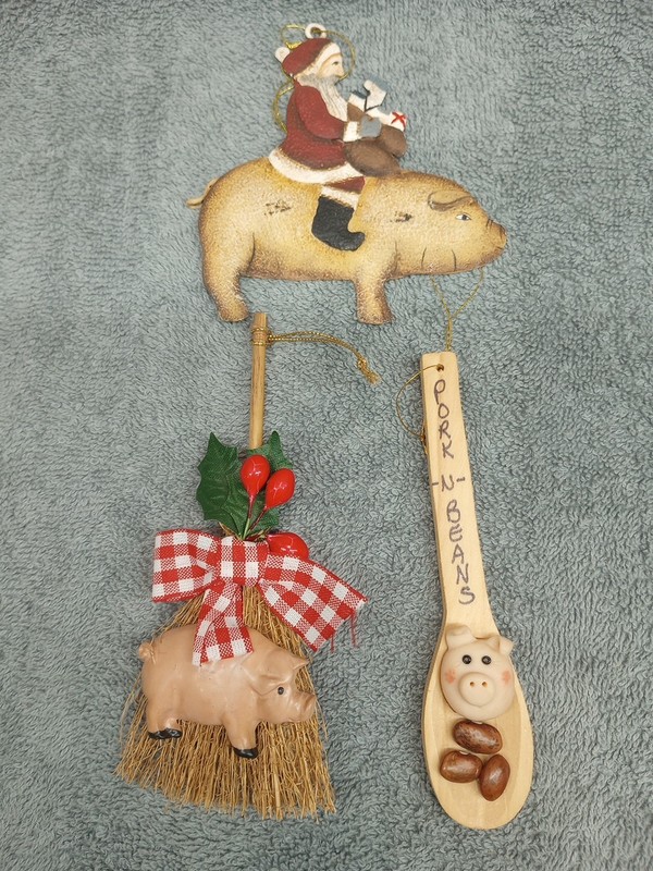 Farm Pig Piggy Piglet Santa Ornament Lot