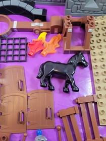 LEGO DUPLO: Knights' Castle (4777-1)2004 Near Complete See Description