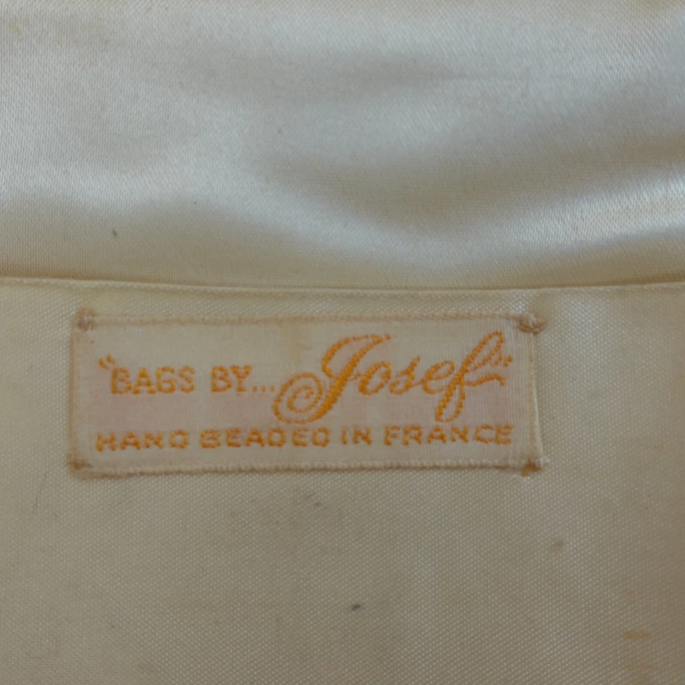 Vintage 80s Josef Purse White Beaded Evening Clutch Flora Handmade in FRANCE 70s - Image 4 of 4