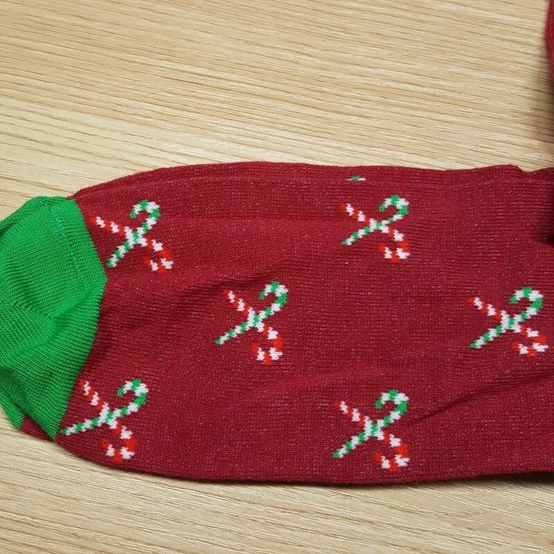 BLOOMINGDALES MENS STORE Red Dress Socks 10-13 Candy Cane Cotton Blend Christmas - Image 3 of 4