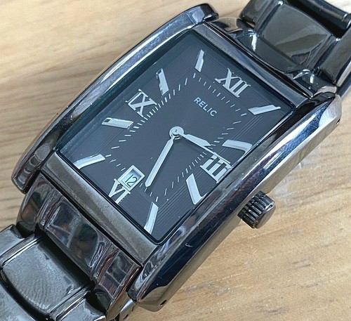 RELIC ZR77109 Men 50m Black Rectangle 