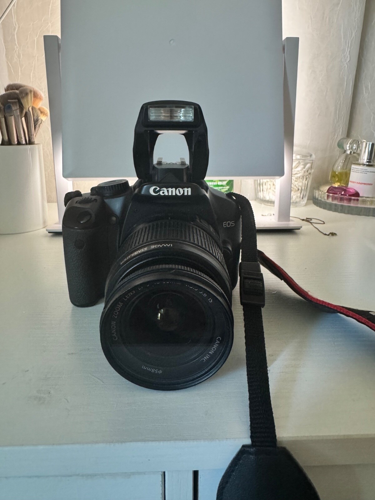 Canon EOS Digital Rebel XSi / Digital SLR Camera -Black w/ strap