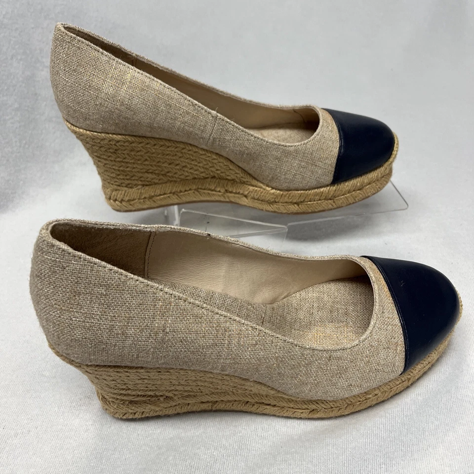 Zapatos de tacón de cuña Jack Rogers Palmer para mujer azul marino/bronceado/dorado brillante 7 medianos usados en excelente estado Foto 3 de 4