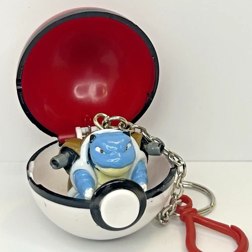 Vintage Pokémon Blastoise Poké Ball Keychain 1999 Nintendo BFI Pop-Open Fig #113