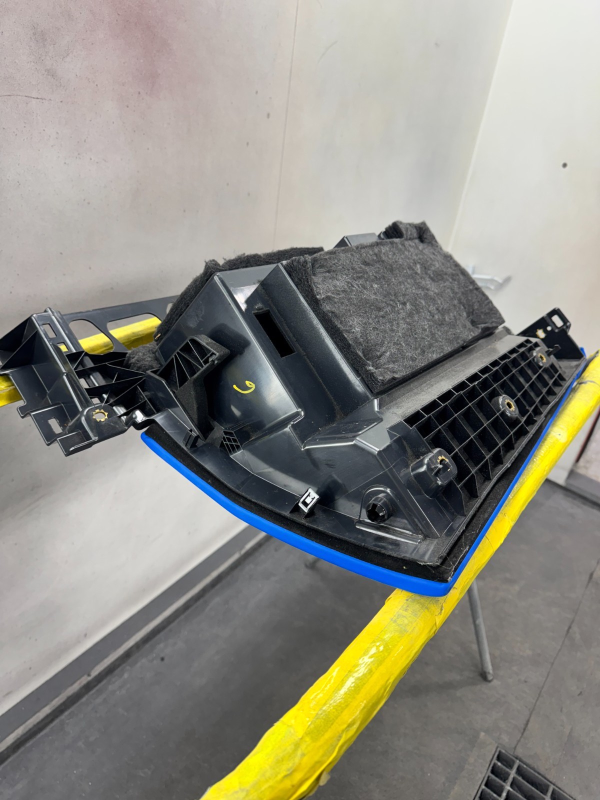 OEM Glove Box Dash Compartment 4ML857035 OEM Lamborghini Urus 2019 Blue
